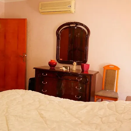 Aral Villa