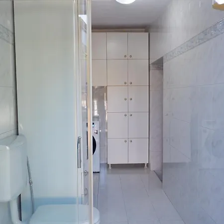 Villa Aral *